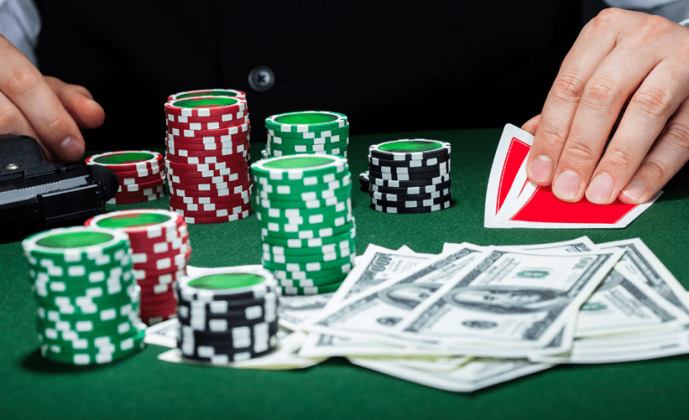 Kiếm tiền như nước từ game chơi Poker online nhờ 2 chiến thuật - Hình 1